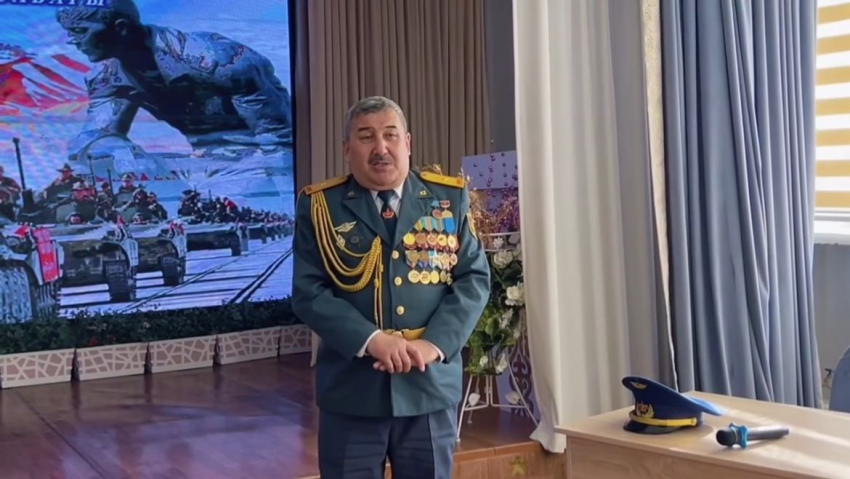 Встреча с награждёнными медалью «Үздік мемлекеттік қызметші».